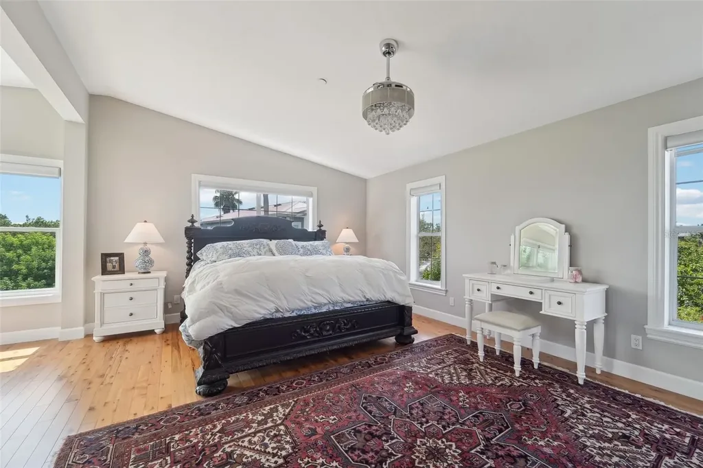 6330 Laguna Drive Longboat Key FL 34228