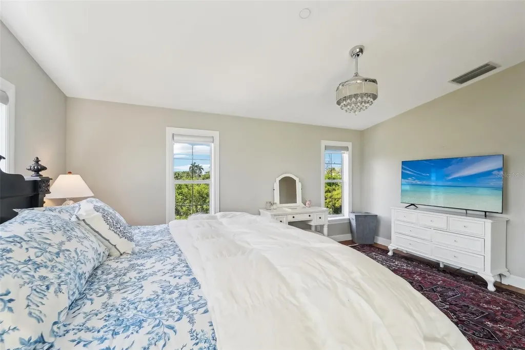 6330 Laguna Drive Longboat Key FL 34228