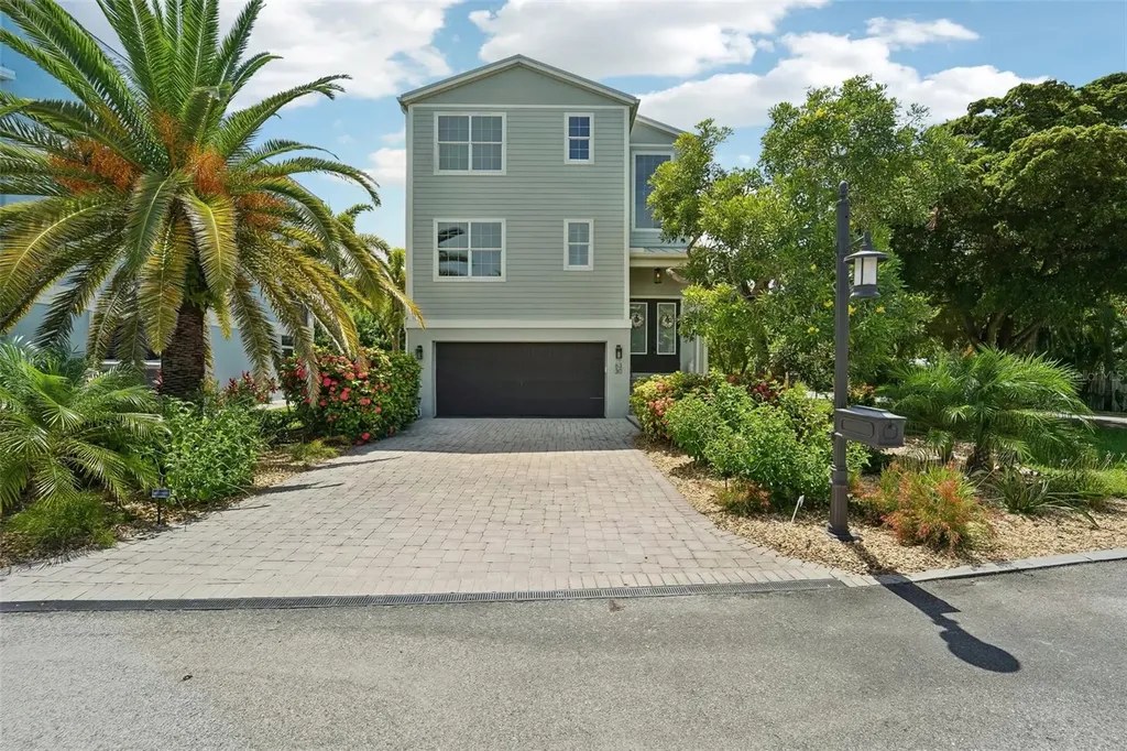6330 Laguna Drive Longboat Key FL 34228