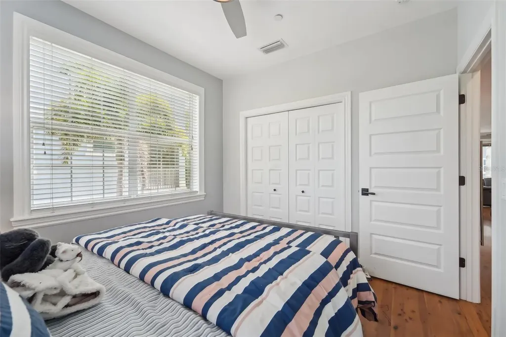 6330 Laguna Drive Longboat Key FL 34228