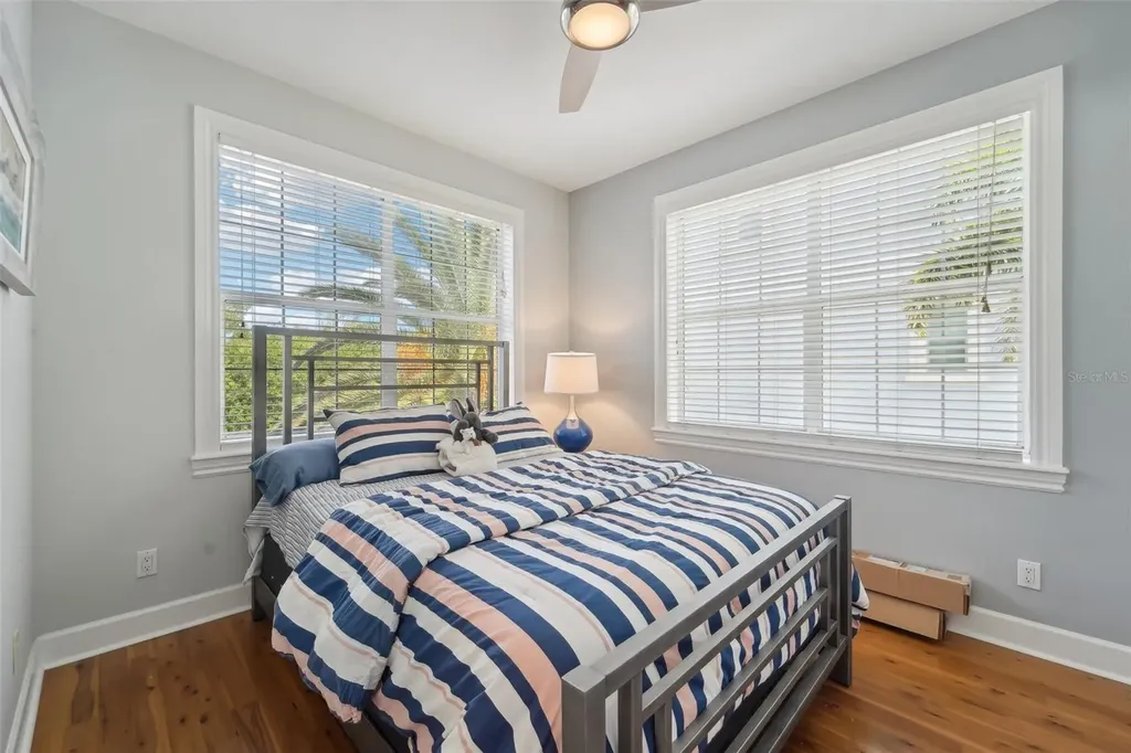 6330 Laguna Drive Longboat Key FL 34228