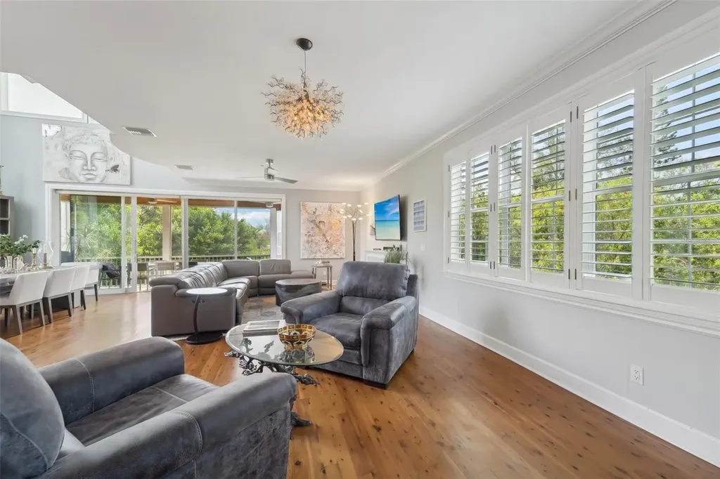 6330 Laguna Drive Longboat Key FL 34228