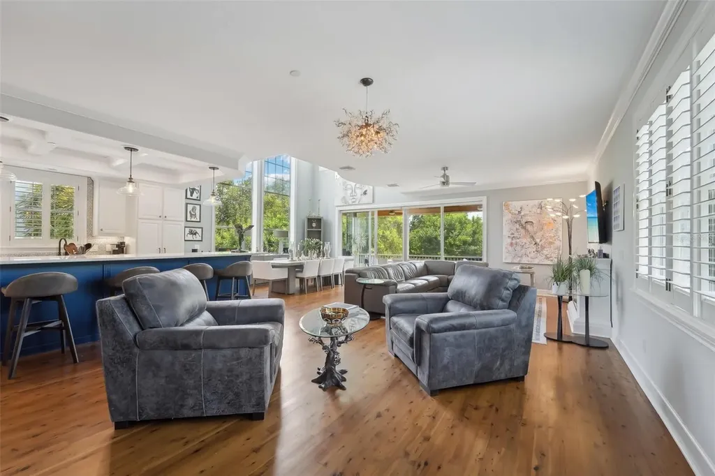 6330 Laguna Drive Longboat Key FL 34228