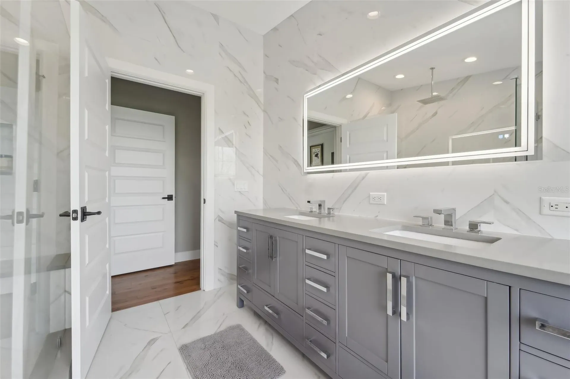 6330 Laguna Drive Longboat Key FL 34228