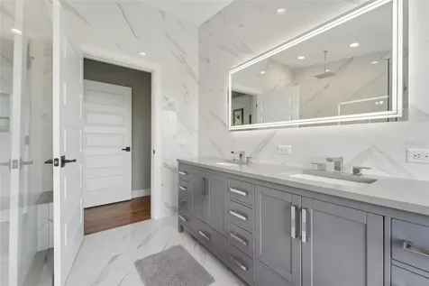 6330 Laguna Drive Longboat Key FL 34228