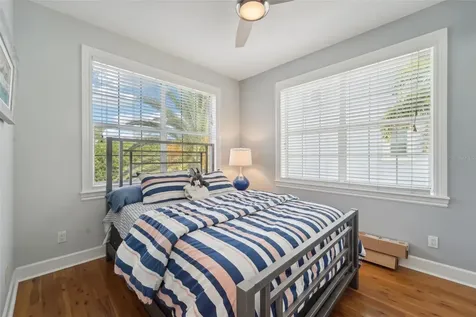 6330 Laguna Drive Longboat Key FL 34228