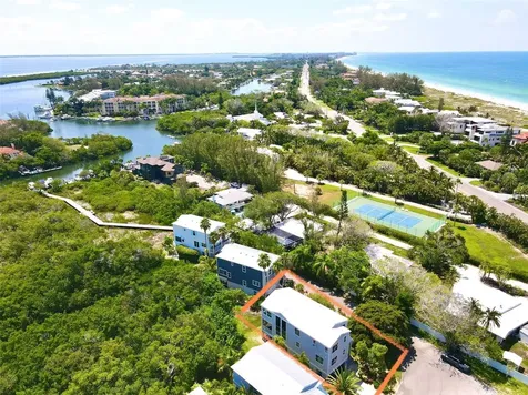 6330 Laguna Drive Longboat Key FL 34228