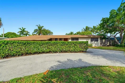2833 NE 35th Street Lighthouse Point FL 33064