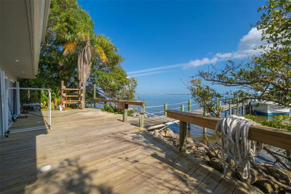 954 S Banana River Drive Merritt Island FL 32952