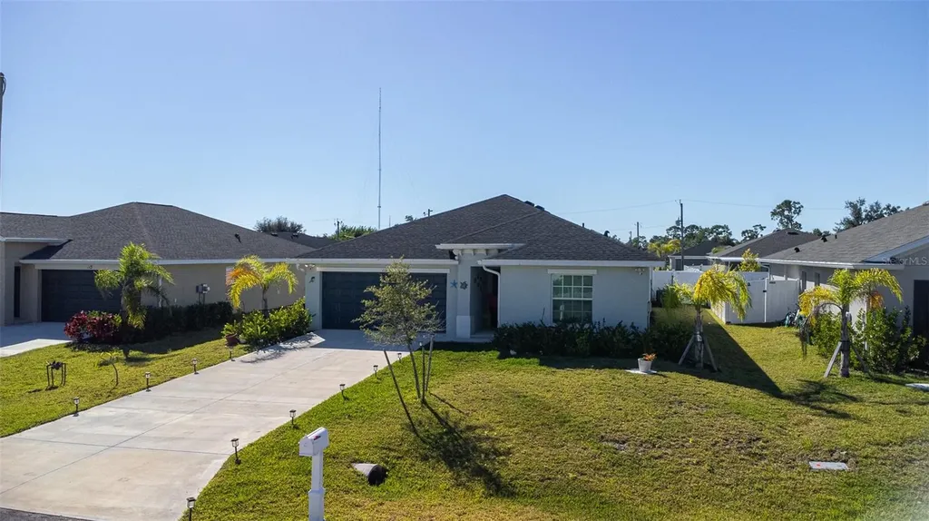 111 Naomi Place Rotonda West FL 33947