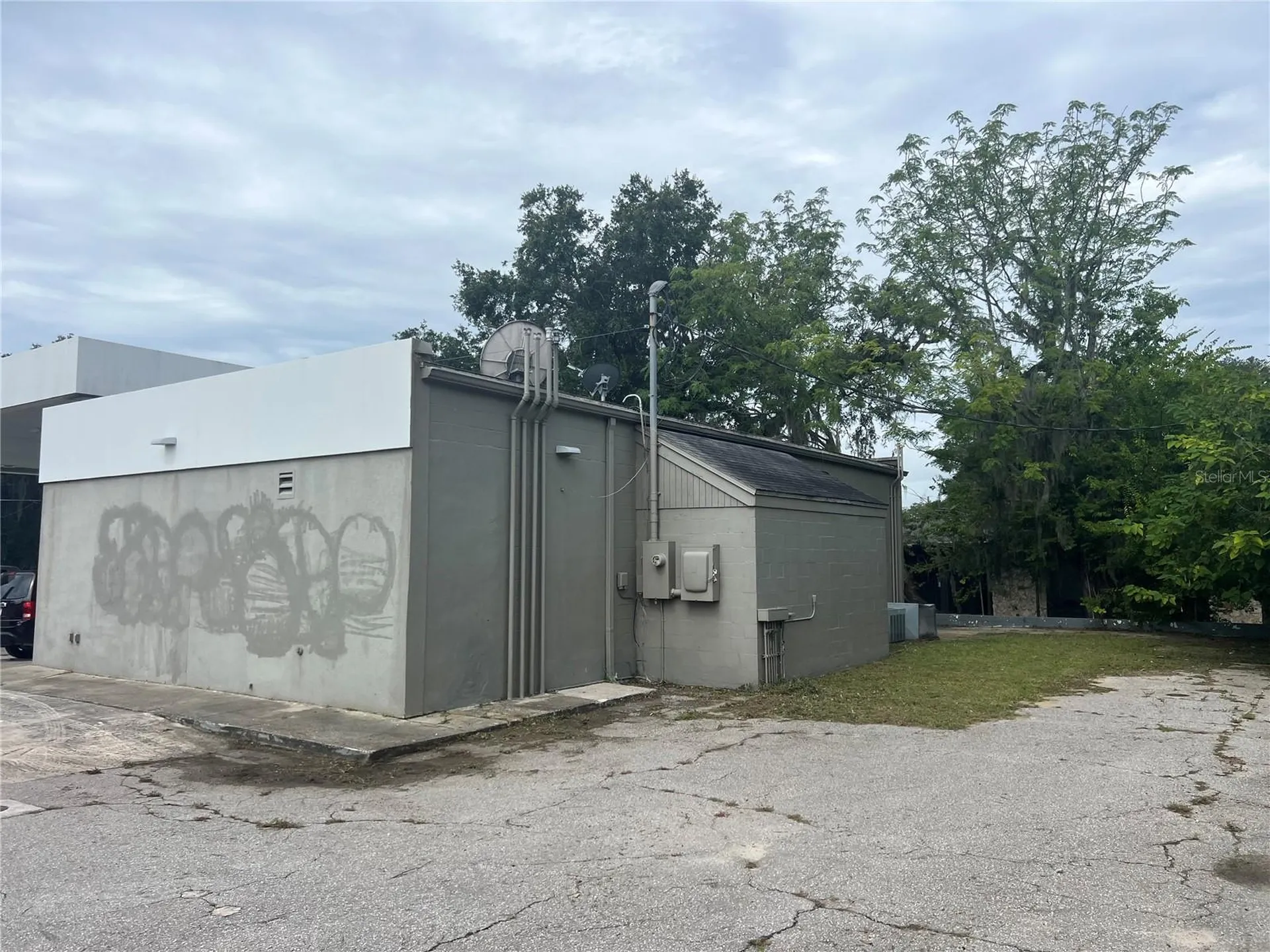 1327 E Silver Springs Boulevard Ocala FL 34470