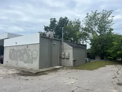 1327 E Silver Springs Boulevard Ocala FL 34470