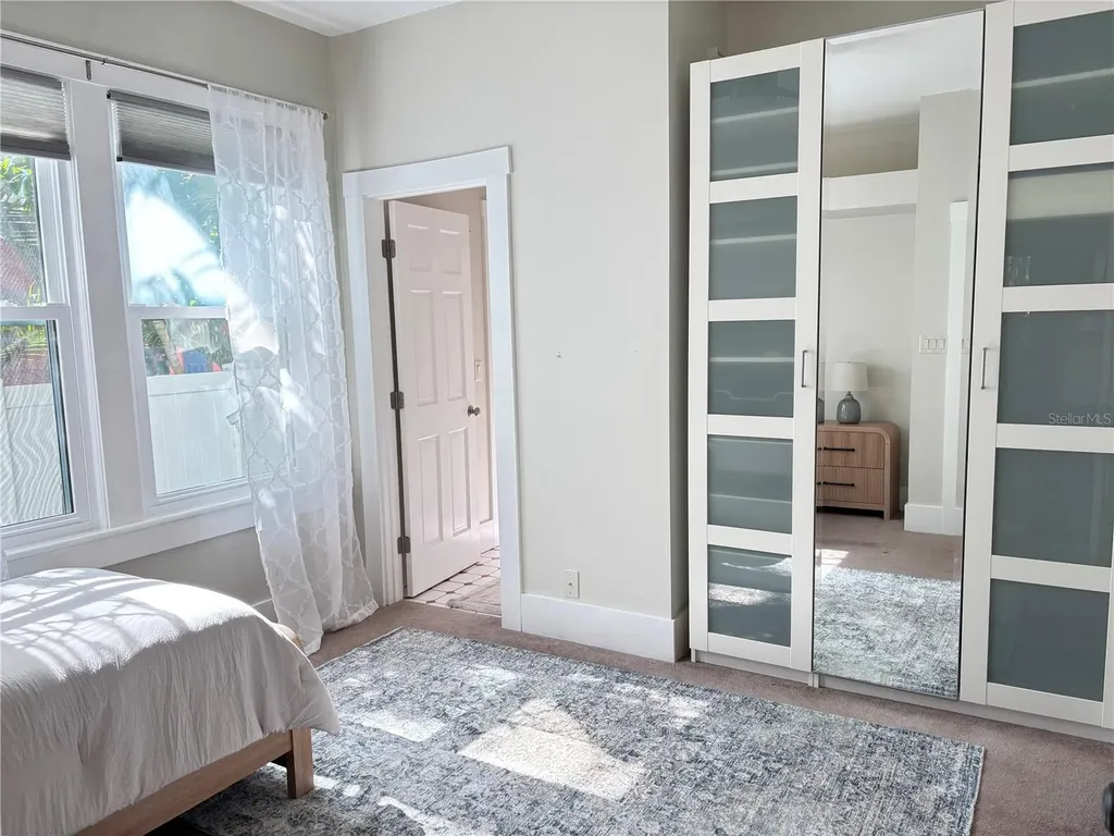 324 Julia Place Sarasota FL 34236