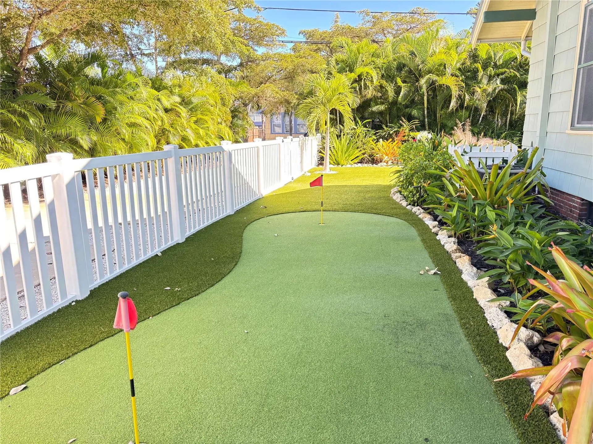324 Julia Place Sarasota FL 34236