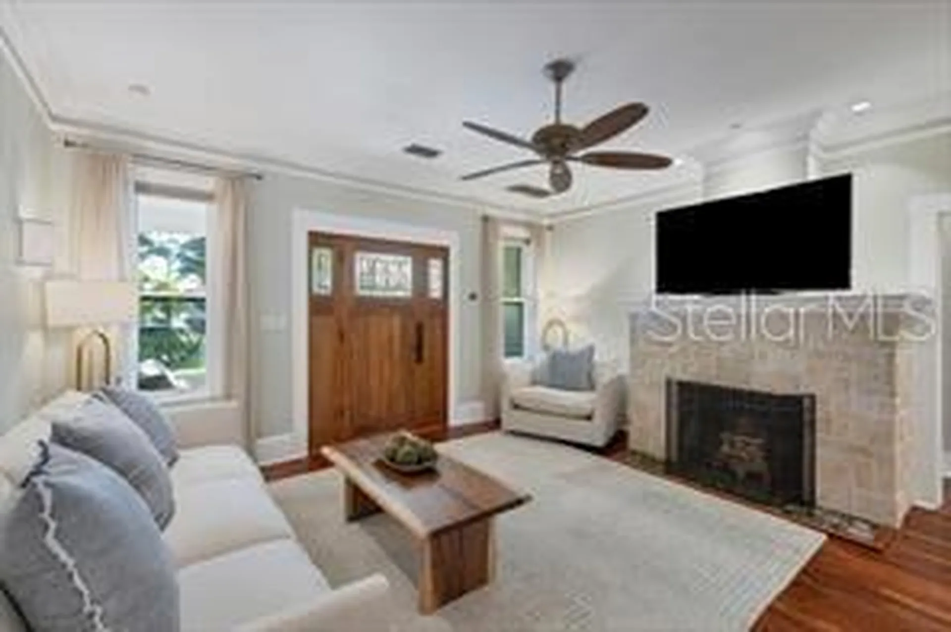 324 Julia Place Sarasota FL 34236