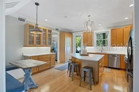 324 Julia Place Sarasota FL 34236