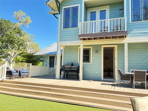 324 Julia Place Sarasota FL 34236