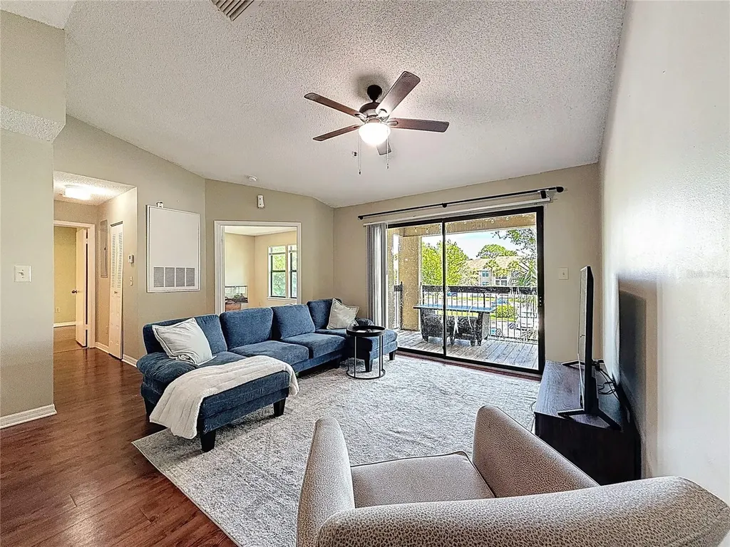 4057 N Crockers Lake Boulevard Sarasota FL 34238