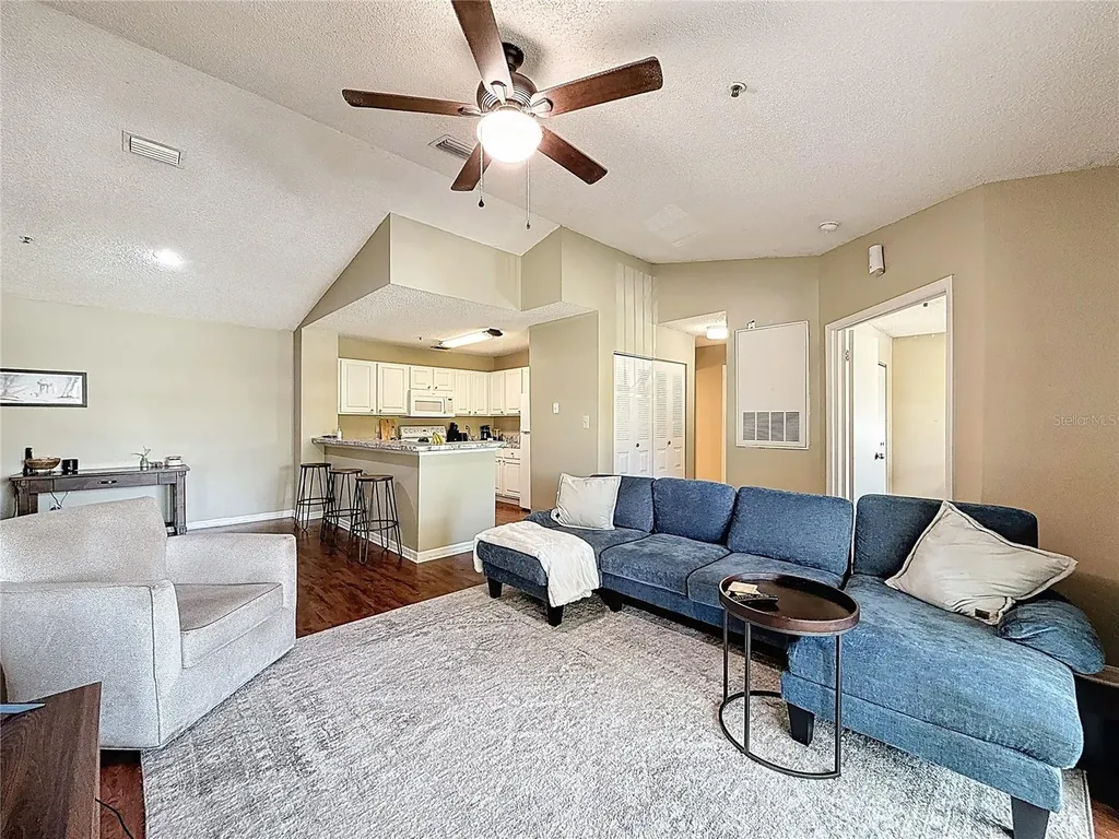4057 N Crockers Lake Boulevard Sarasota FL 34238