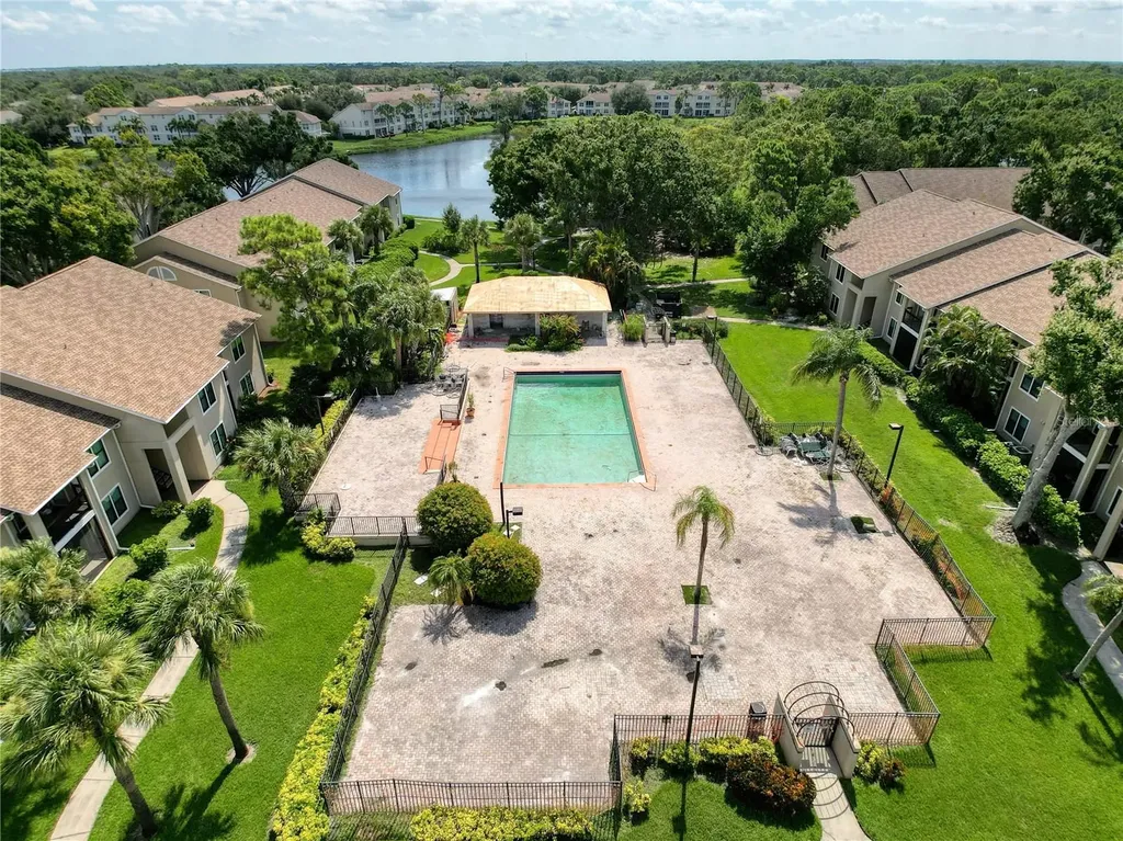 4057 N Crockers Lake Boulevard Sarasota FL 34238