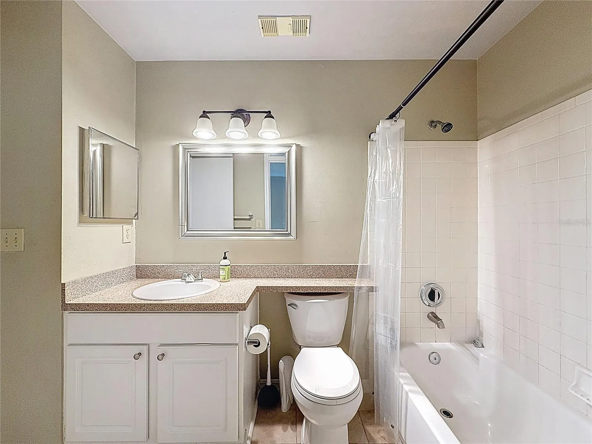 4057 N Crockers Lake Boulevard Sarasota FL 34238
