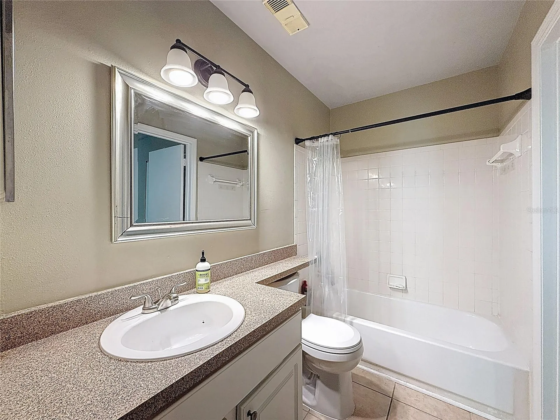 4057 N Crockers Lake Boulevard Sarasota FL 34238