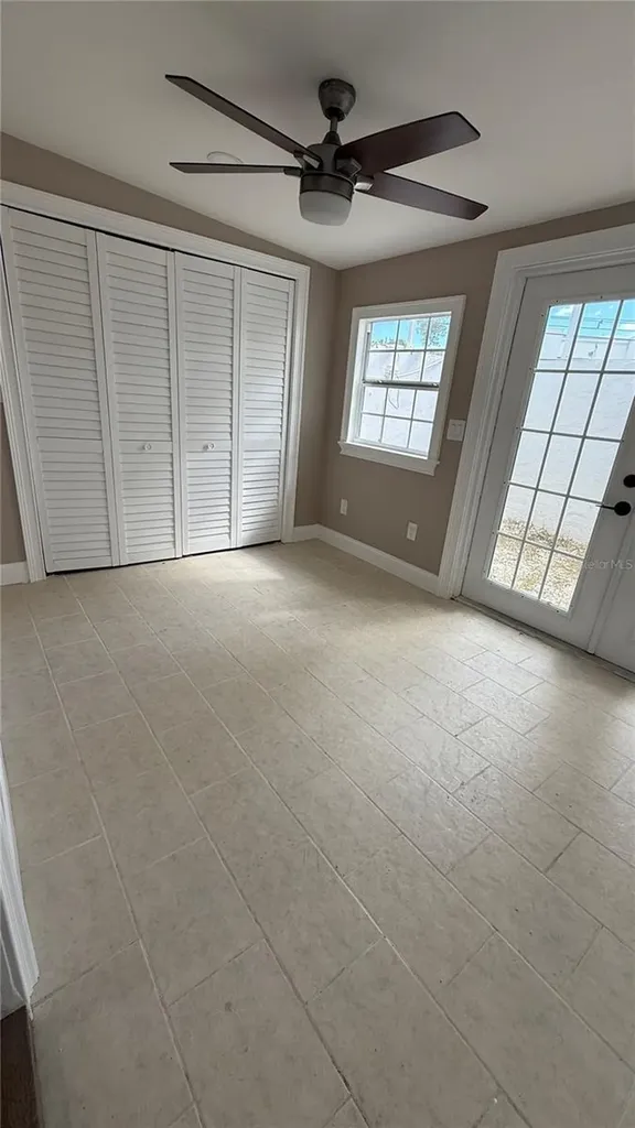 3620 E Tampa Circle Tampa FL 33629