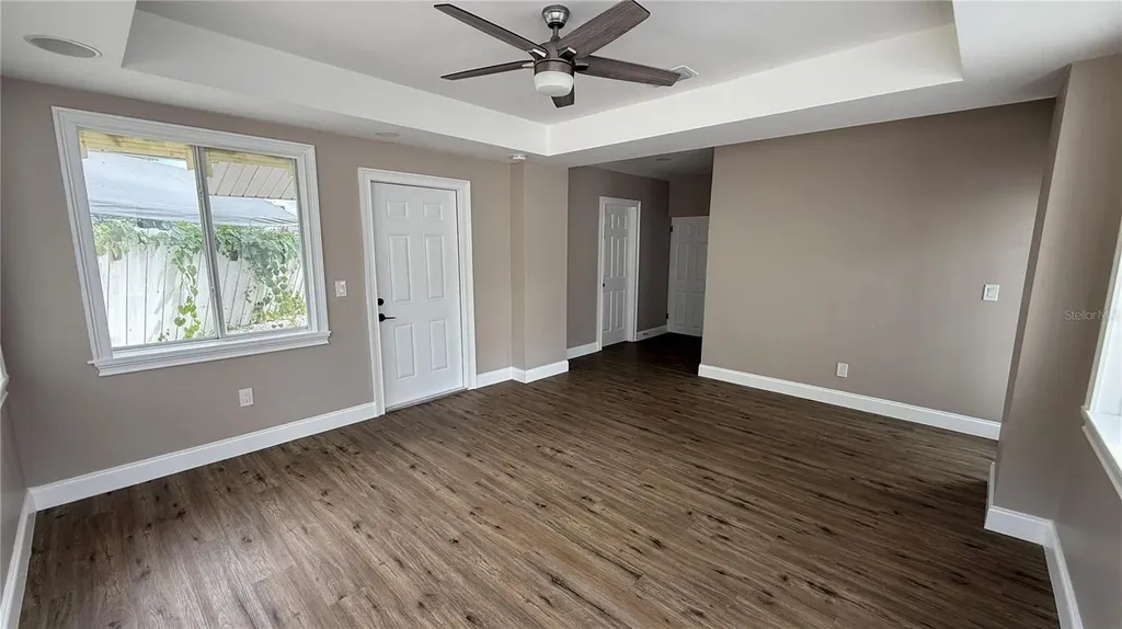 3620 E Tampa Circle Tampa FL 33629