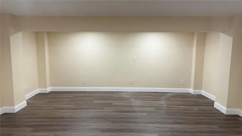 3620 E Tampa Circle Tampa FL 33629