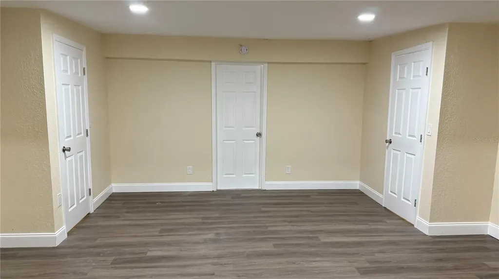 3620 E Tampa Circle Tampa FL 33629
