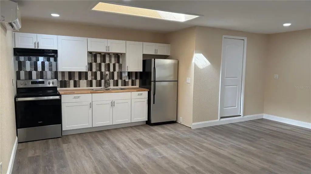 3620 E Tampa Circle Tampa FL 33629