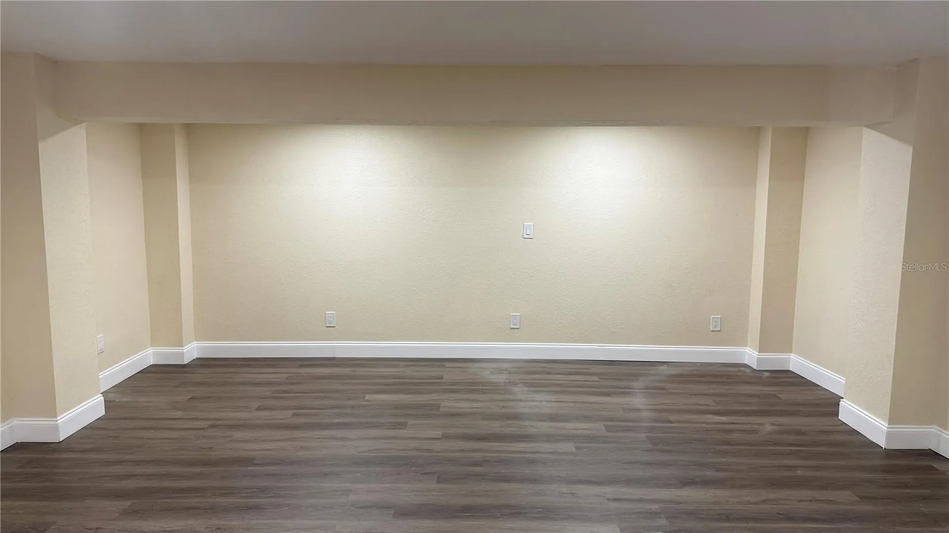 3620 E Tampa Circle Tampa FL 33629
