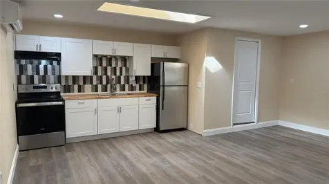3620 E Tampa Circle Tampa FL 33629