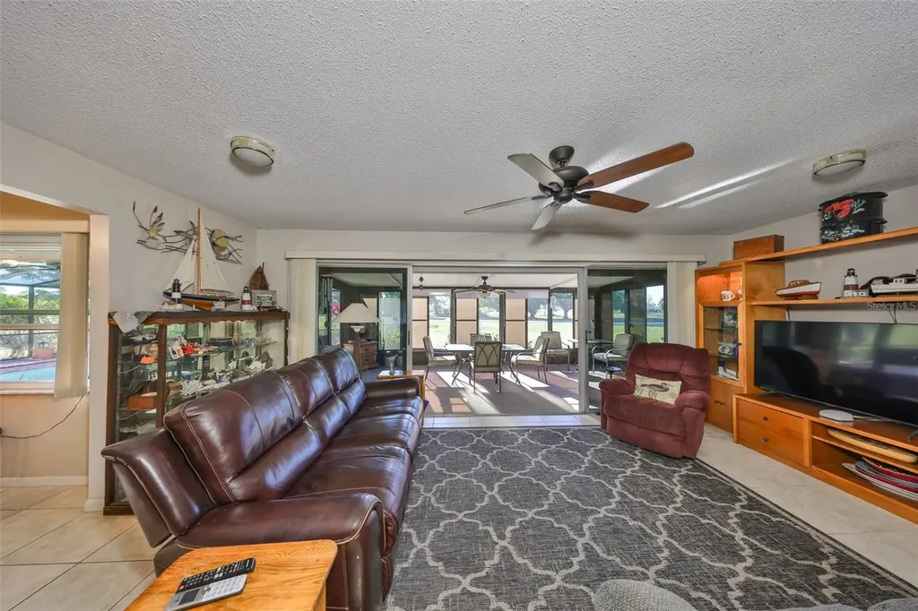 672 Allegheny Drive Sun City Center FL 33573