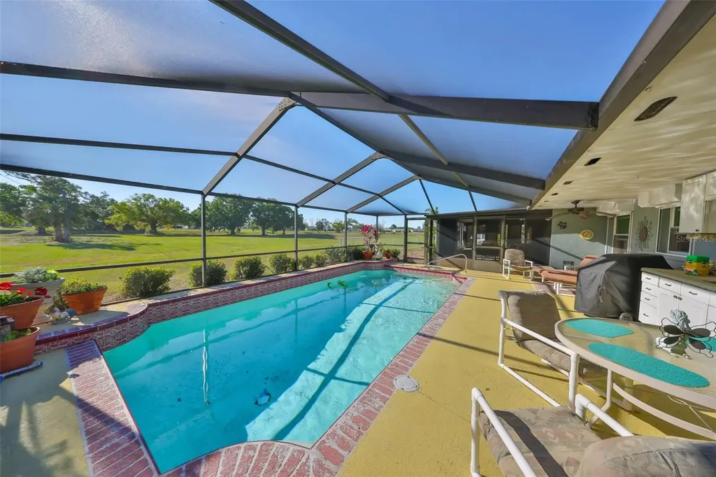 672 Allegheny Drive Sun City Center FL 33573