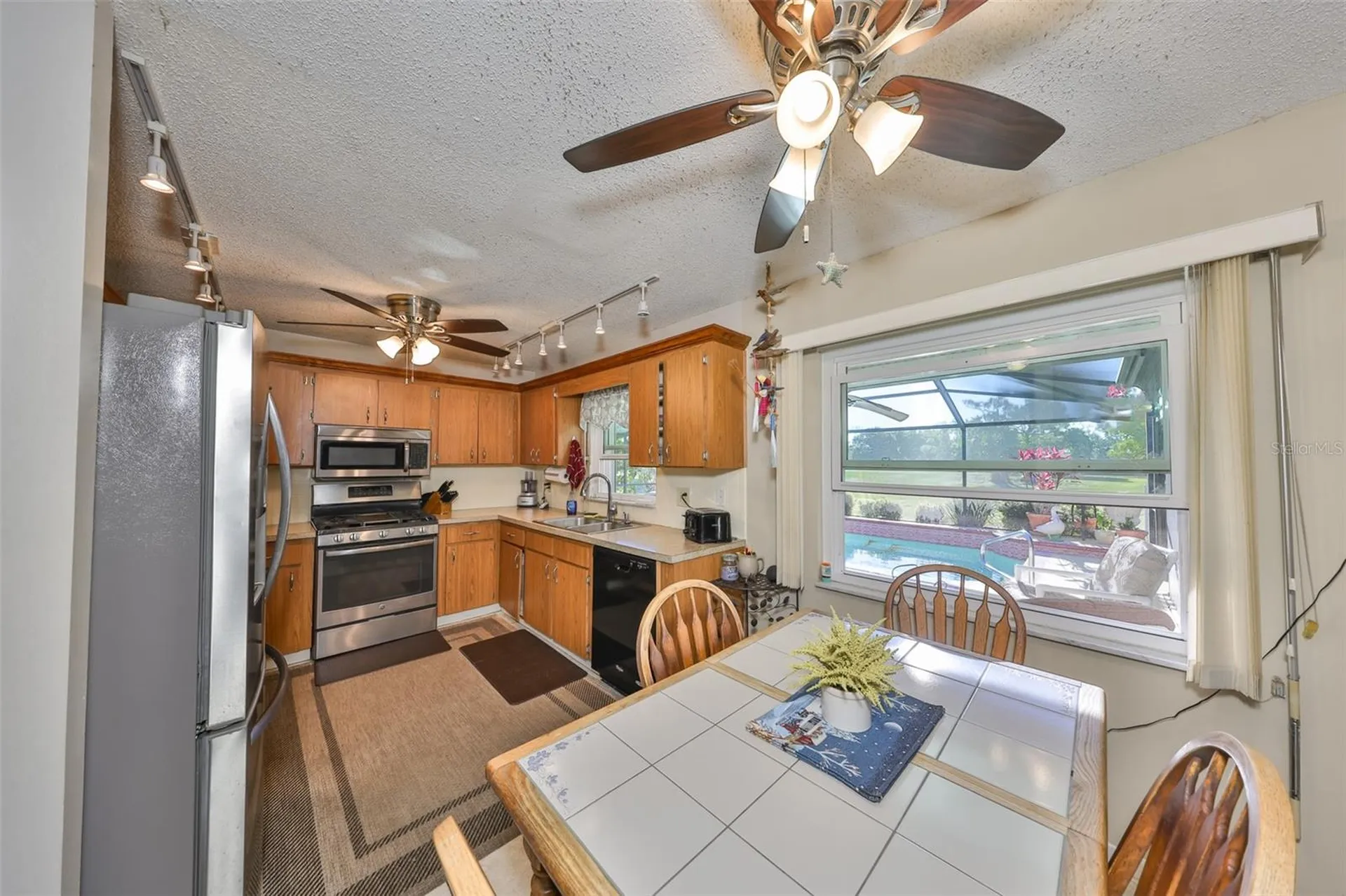 672 Allegheny Drive Sun City Center FL 33573