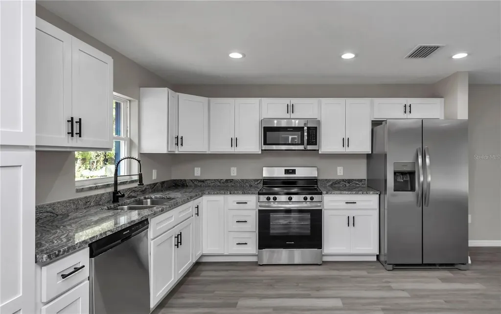 2556 SW 152nd Avenue Ocala FL 34481
