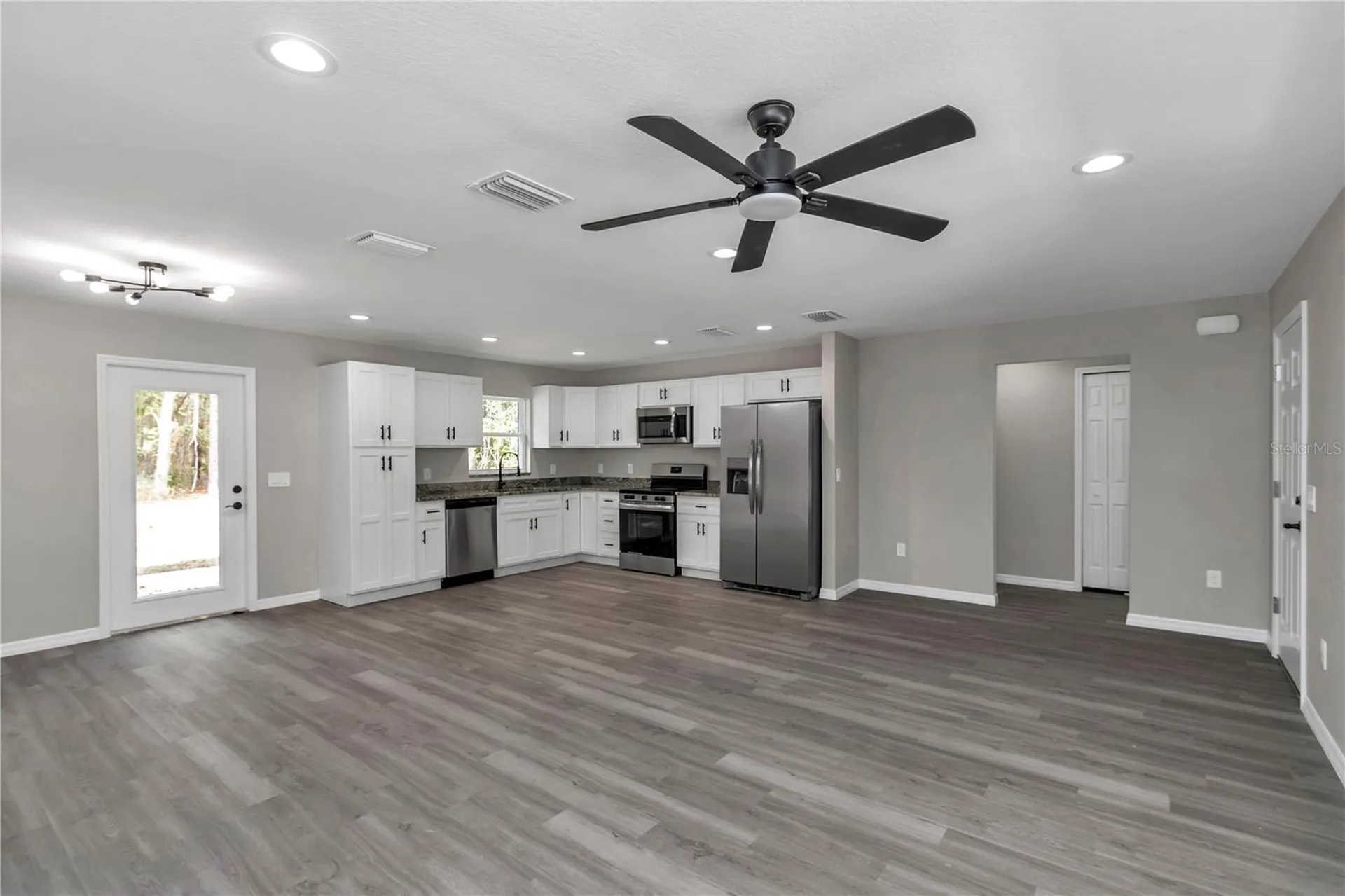 2556 SW 152nd Avenue Ocala FL 34481