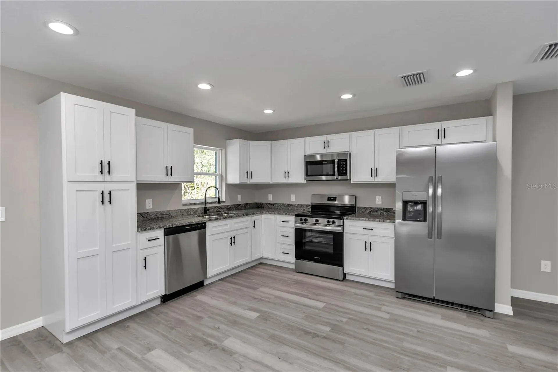2556 SW 152nd Avenue Ocala FL 34481