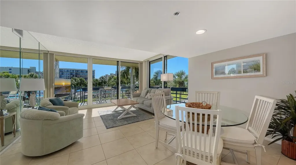 1125 Gulf Of Mexico Drive Longboat Key FL 34228