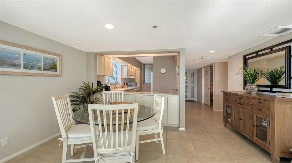 1125 Gulf Of Mexico Drive Longboat Key FL 34228