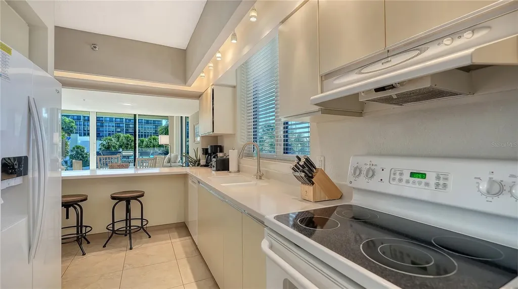 1125 Gulf Of Mexico Drive Longboat Key FL 34228
