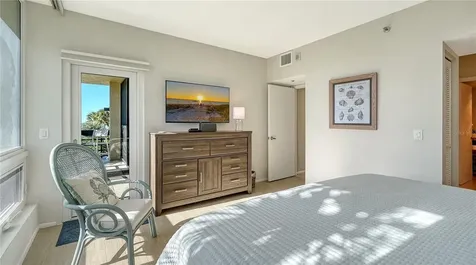 1125 Gulf Of Mexico Drive Longboat Key FL 34228