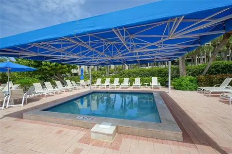 1125 Gulf Of Mexico Drive Longboat Key FL 34228
