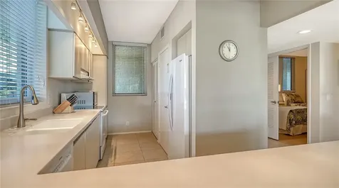 1125 Gulf Of Mexico Drive Longboat Key FL 34228