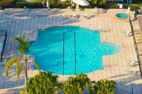 915 Fairwaycove Lane Bradenton FL 34212