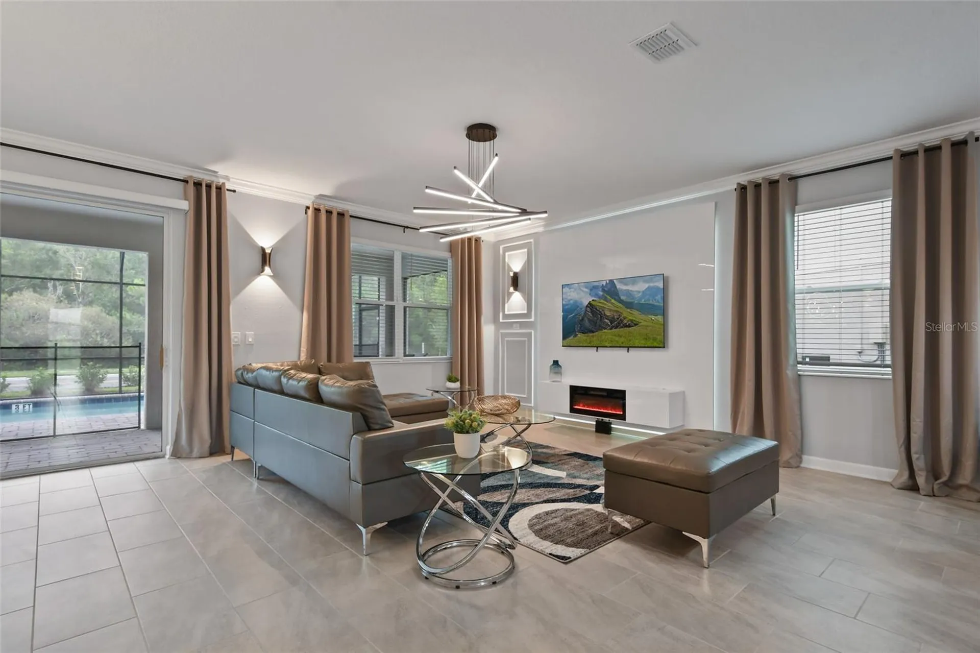 2726 Oxymoron Way Kissimmee FL 34746