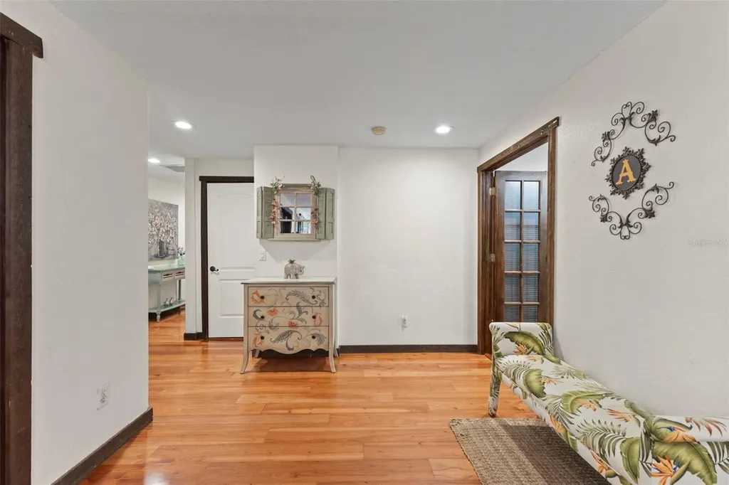 4301 S Lockwood Ridge Road Sarasota FL 34231