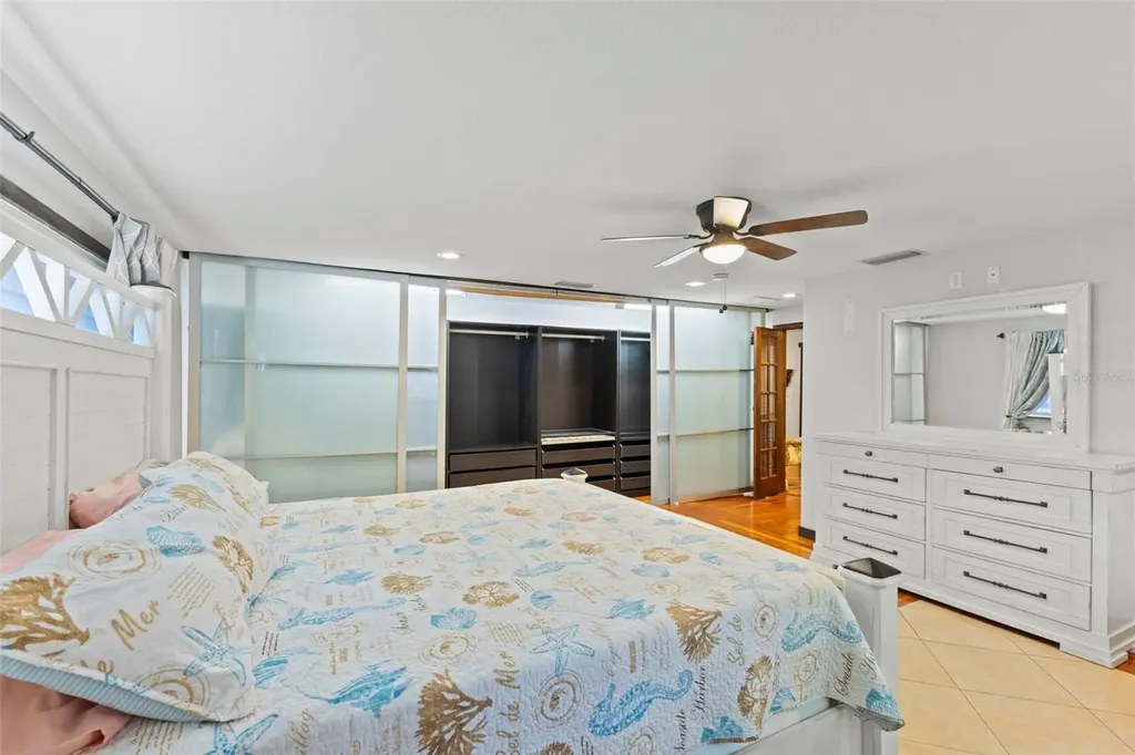 4301 S Lockwood Ridge Road Sarasota FL 34231