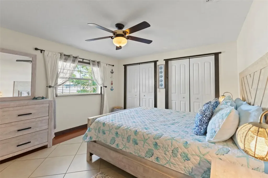 4301 S Lockwood Ridge Road Sarasota FL 34231